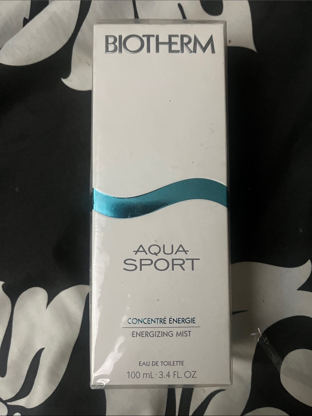 Biotherm Aqua Sport Energizing Mist — White and Teal